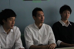 インタビューに答える権田(写真: 左)、本橋(写真: 中央)、黒木(写真: 右) 