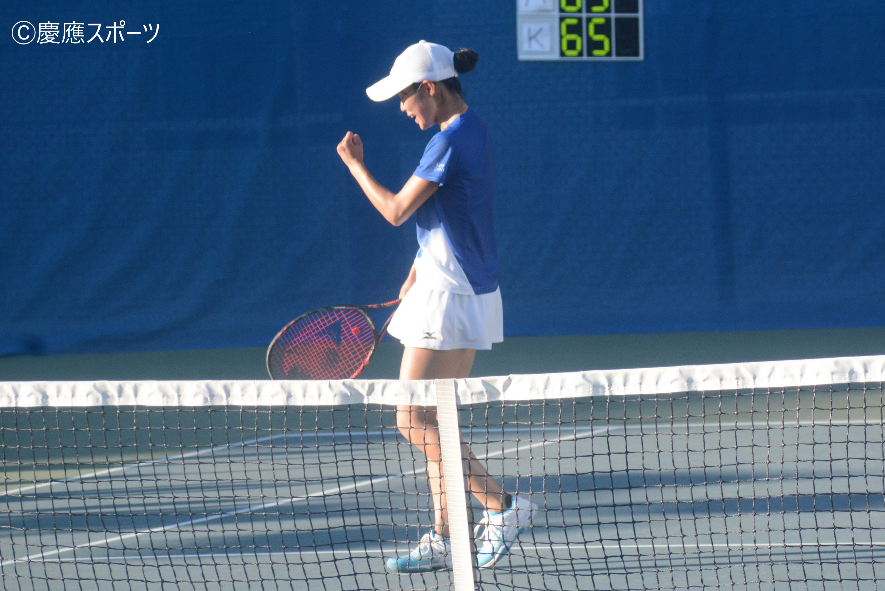 テニス 女子 シングルスで圧倒し 強敵 亜大に勝利 関東大学テニスリーグ 亜大戦 Keio Sports Press